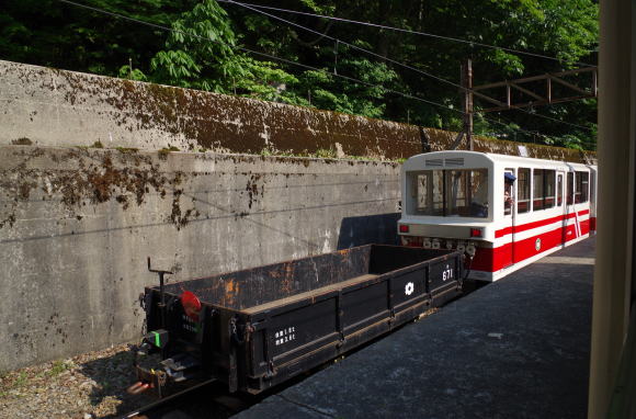 作業用の列車