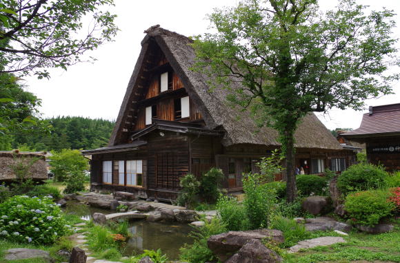 合掌家屋の神田家