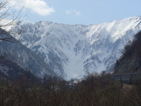 大町から後立山連峰