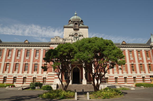 赤煉瓦の旧名古屋控訴院