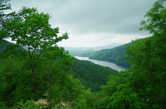 三湖パラダイスから小野川湖