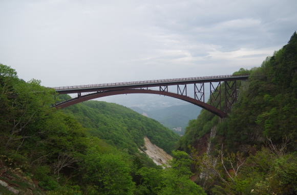 つばくろ谷と不動沢橋