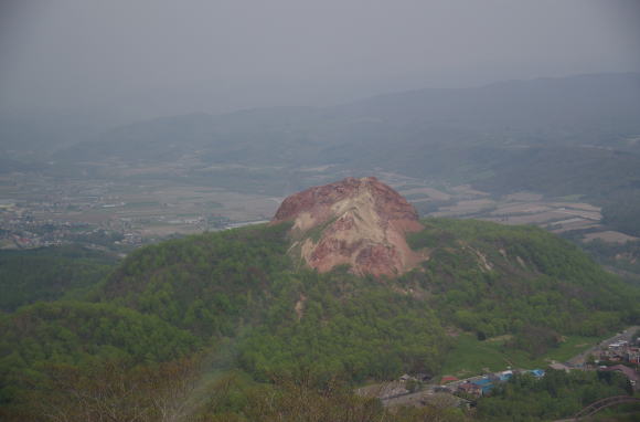 洞爺湖展望台から昭和新山