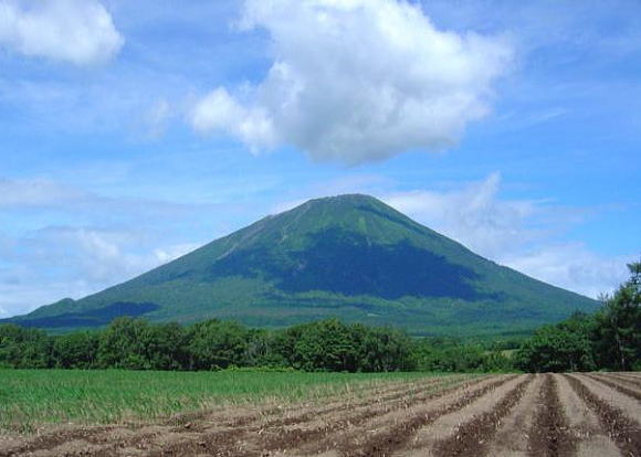 真狩村から羊蹄山