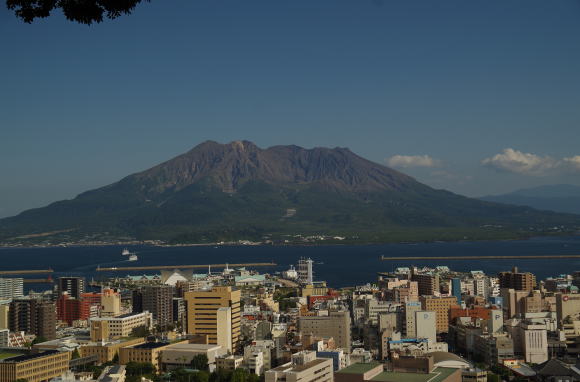 城山展望台からみえる桜島