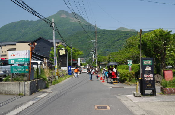 湯の坪街道