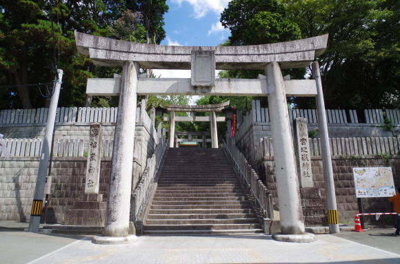 宮地嶽神社参道