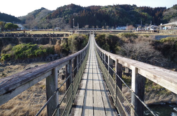 緒方川に架かる橋