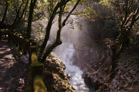 長田峡