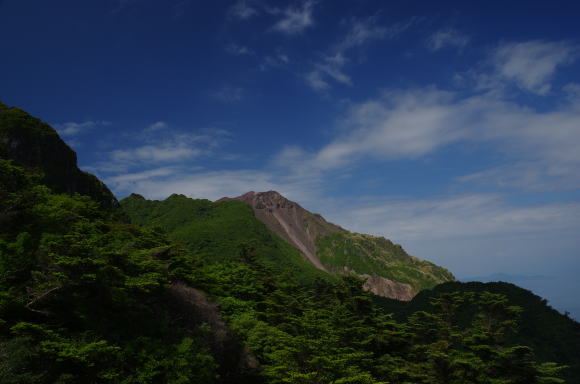 平成新山を見る