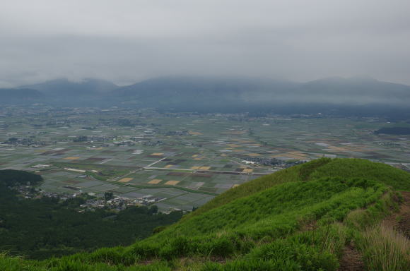 北外輪山から大観峰から阿蘇谷