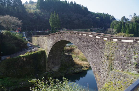 山里の石橋