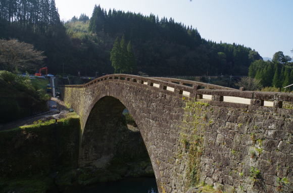 山里の石橋