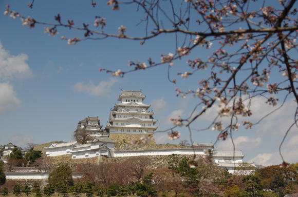 三の丸から見る姫路城