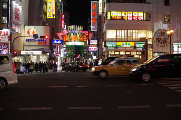 大阪道頓堀のネオン街