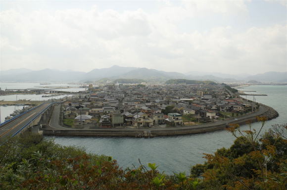 王子山公園から見た仙崎の町