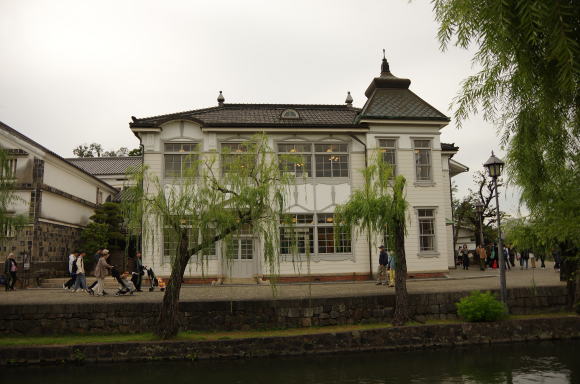 木造建築の倉敷館