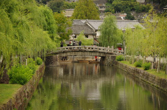 中橋と倉敷川